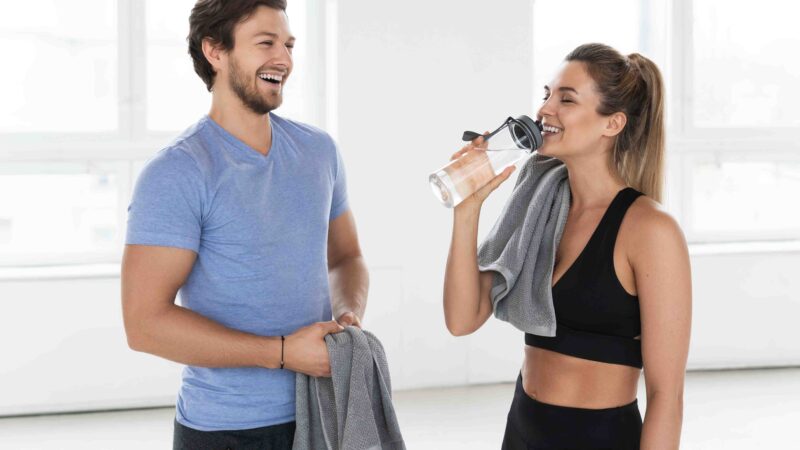 Creatina: Más allá del gimnasio, un aliado para el bienestar diario y el envejecimiento saludable