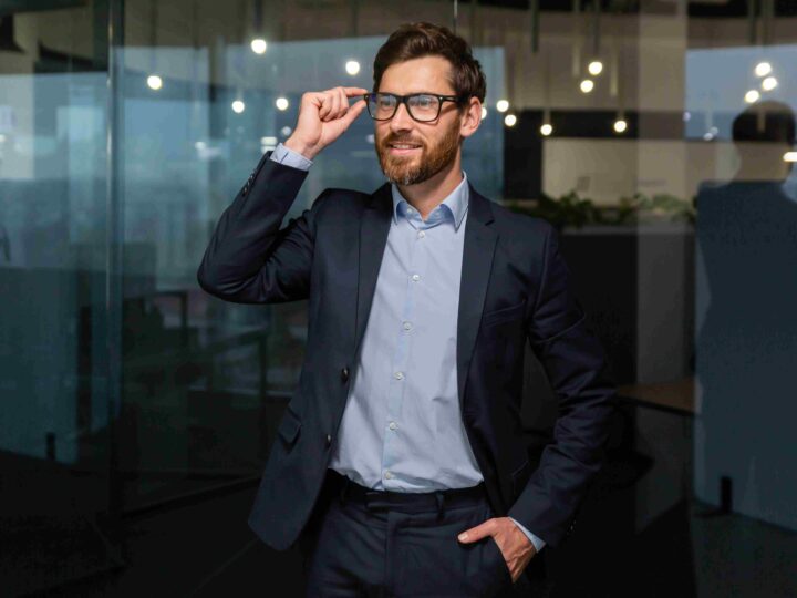 ¿Sabías que tus gafas ahora leen el mundo por ti? La disrupción de la IA visual ante la hegemonía del smartphone
